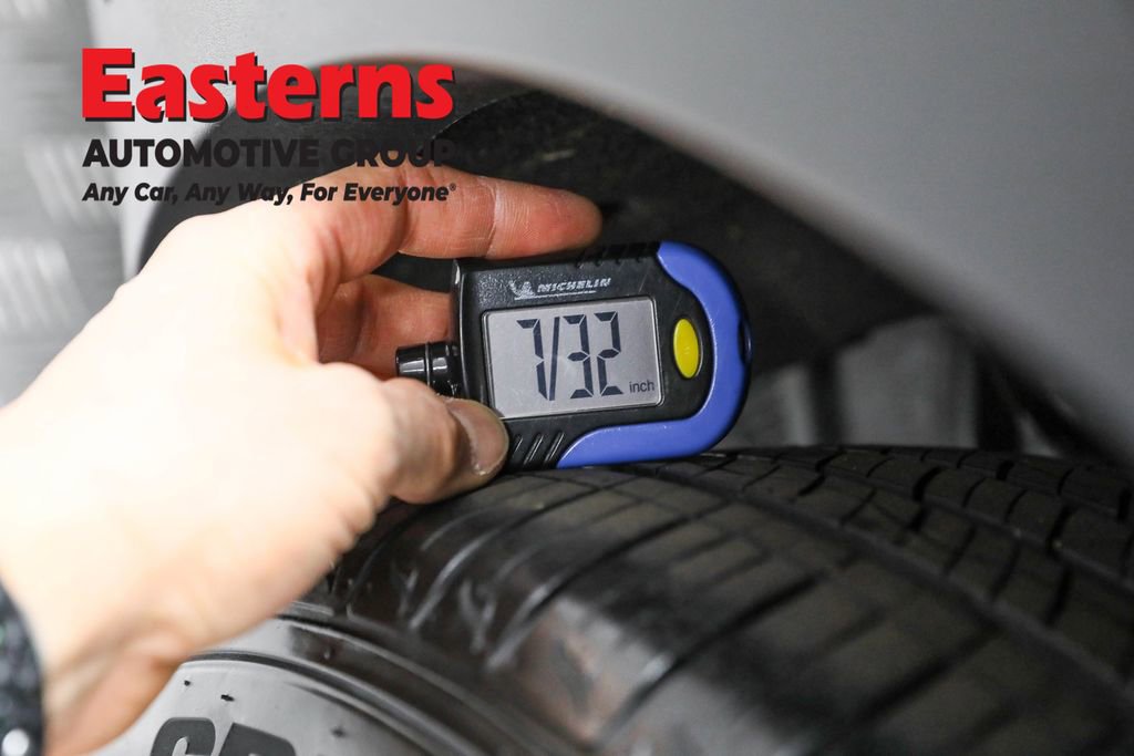 Used 2024 Kia Sorento S image 28