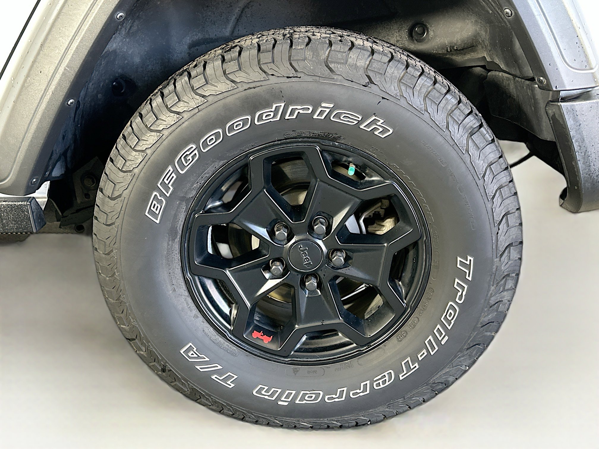 Used 2022 Jeep Wrangler Sport S image 11