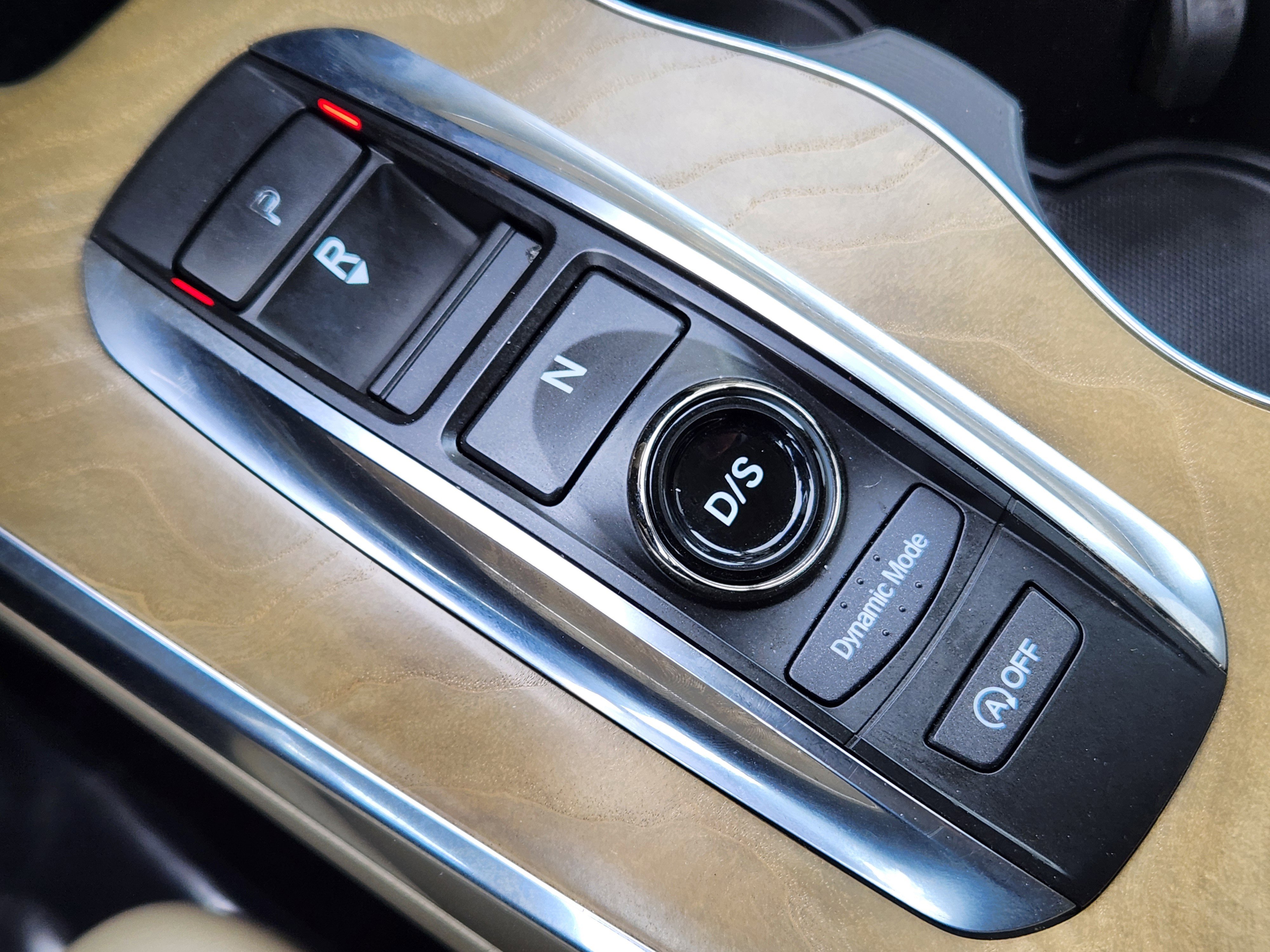 Used 2019 Acura MDX FWD w/ Advance Package image 12