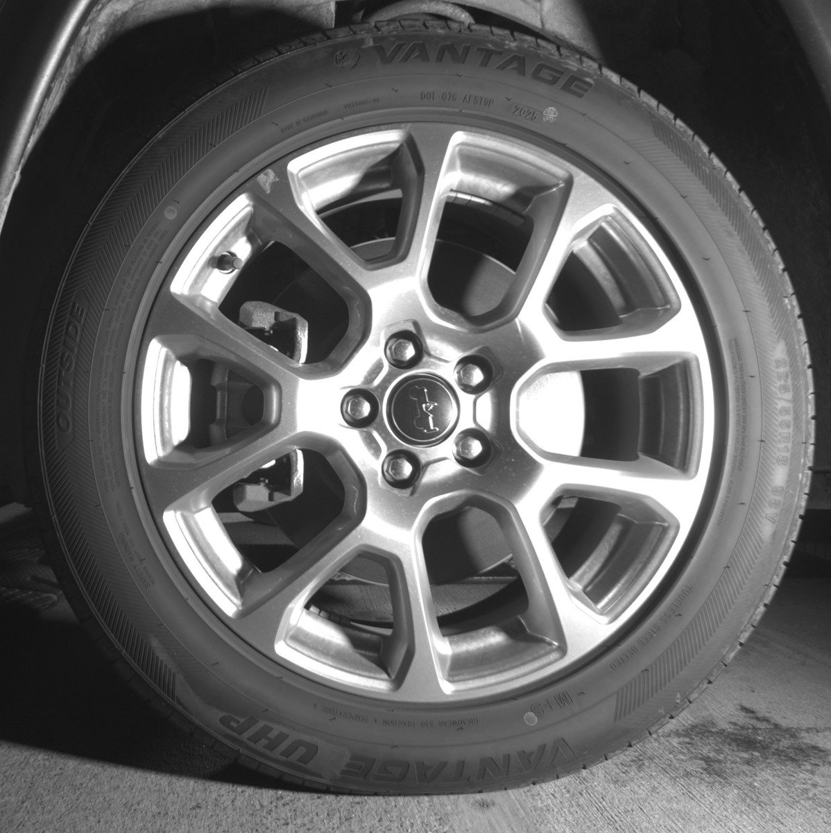 Used 2025 Jeep Compass Limited AWD/4WD image 12
