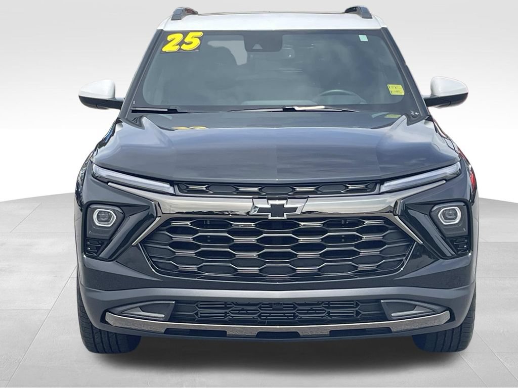 Used 2025 Chevrolet TrailBlazer ACTIV w/ Convenience Package FWD image 9
