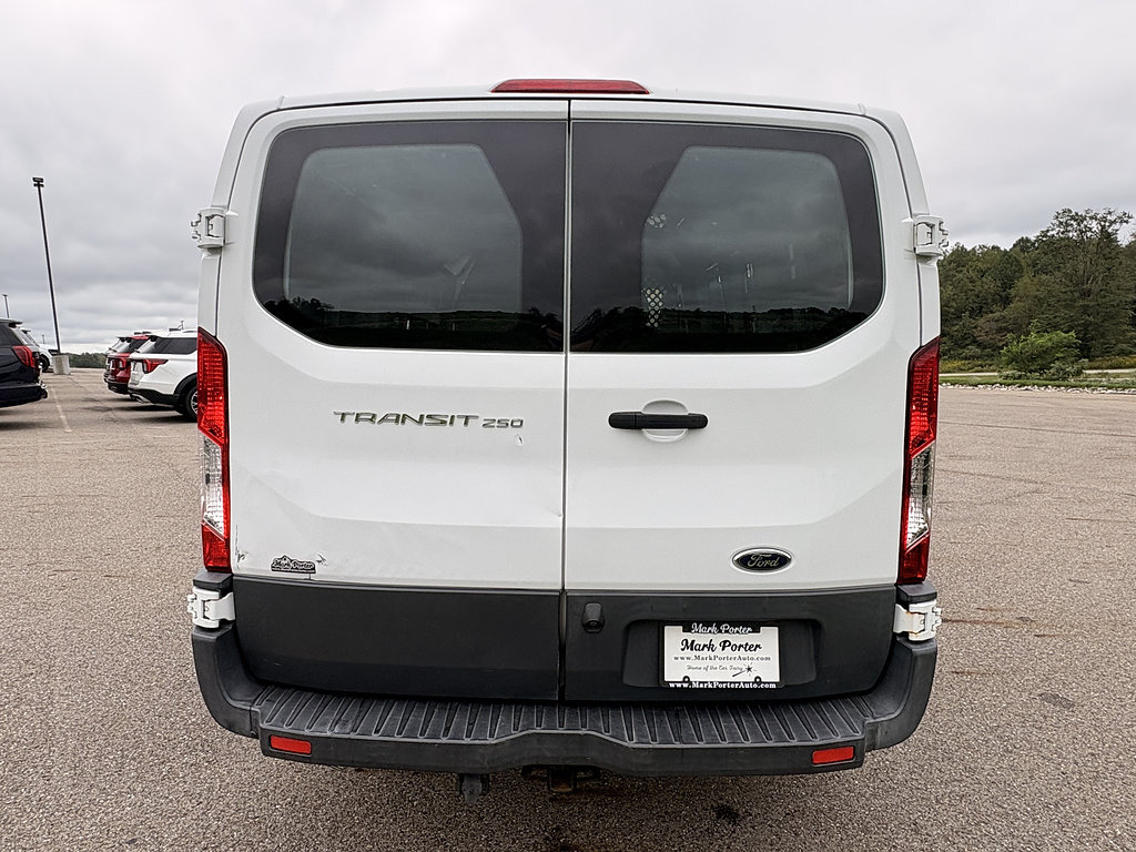 Used 2016 Ford Transit 250 130 Low Roof w/ Exterior Upgrade Package RWD image 4