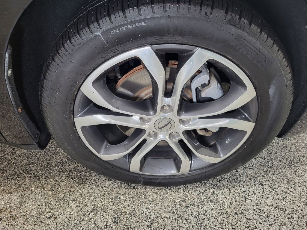 Used 2025 Chrysler Pacifica Pinnacle w/ Trailer Tow Group image 23