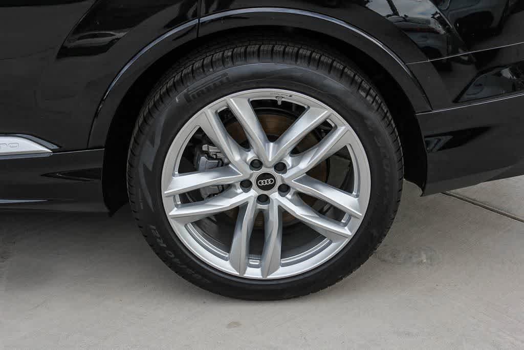 Used 2025 Audi Q7 3.0T Premium Plus w/ Premium Plus Package AWD/4WD image 10