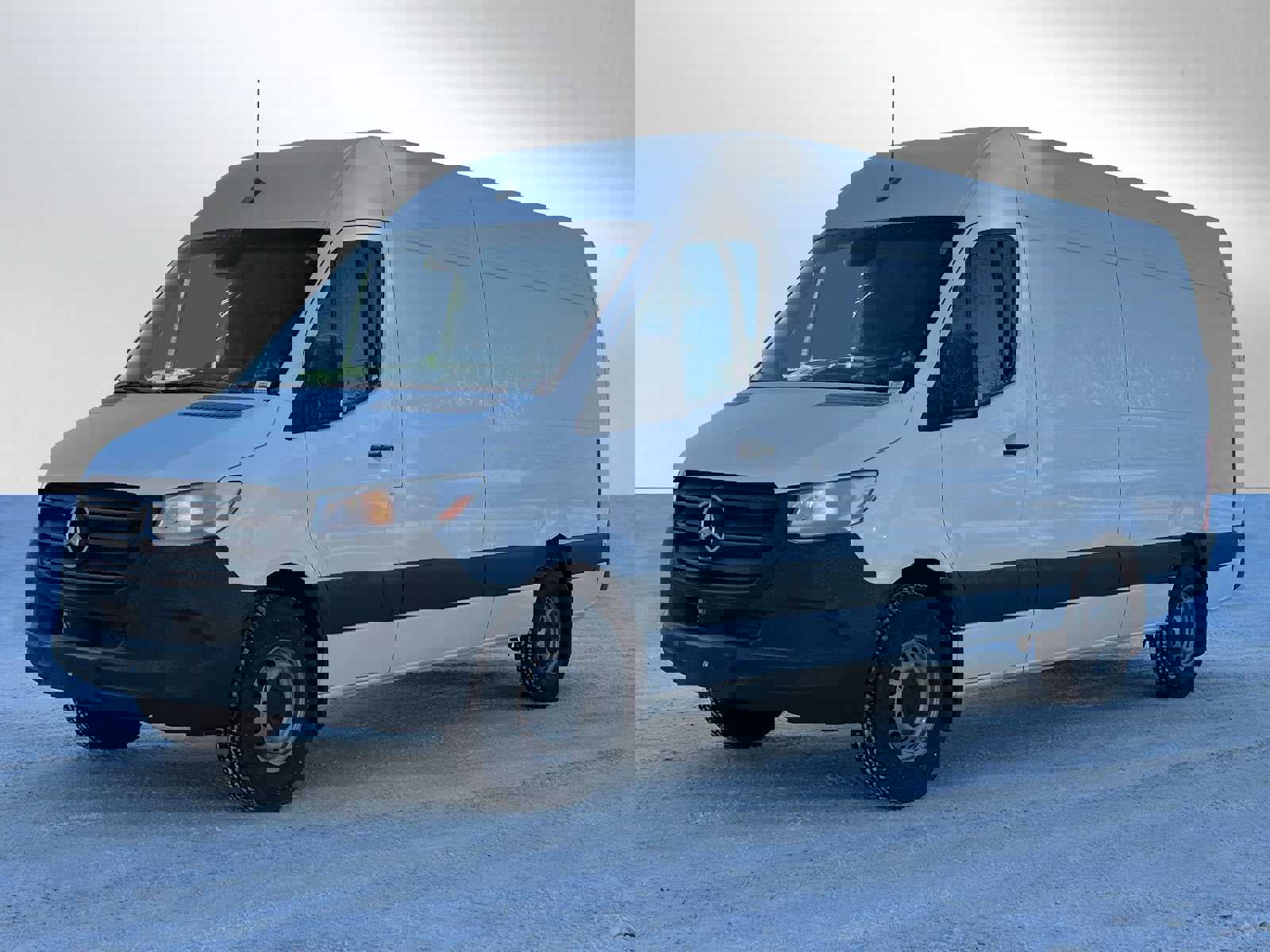 Used 2024 Mercedes-Benz Sprinter 2500 image 7