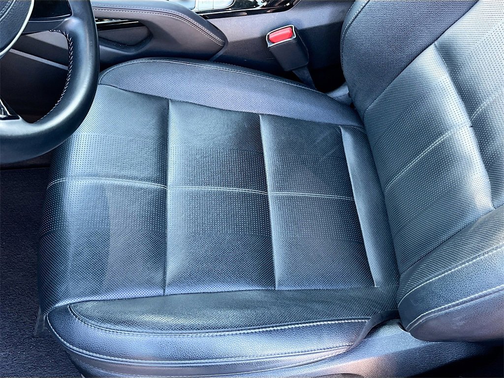 Used 2022 Kia Telluride EX image 18