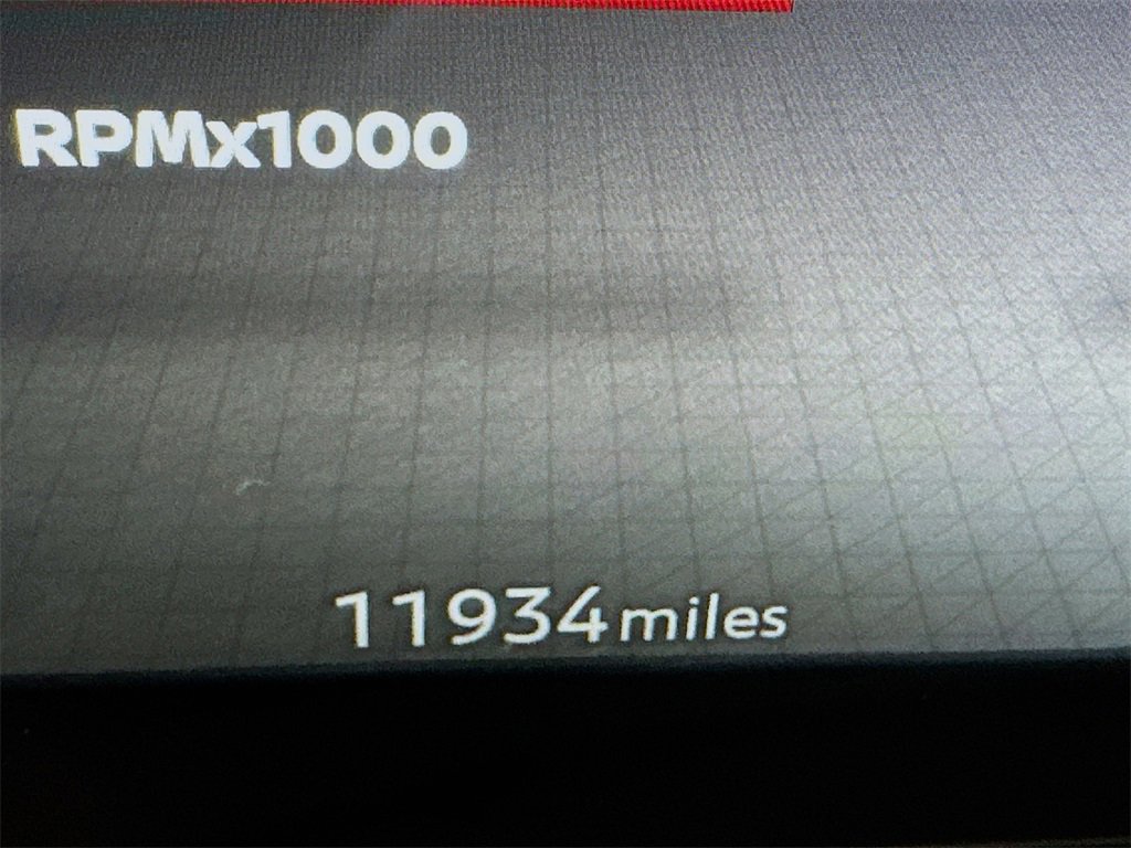 Used 2025 Nissan Kicks SR w/ Illumination Package image 34