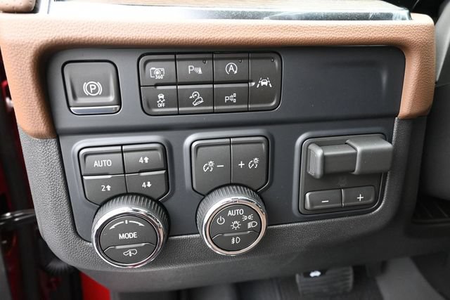 New 2026 Chevrolet Tahoe High Country AWD/4WD image 21