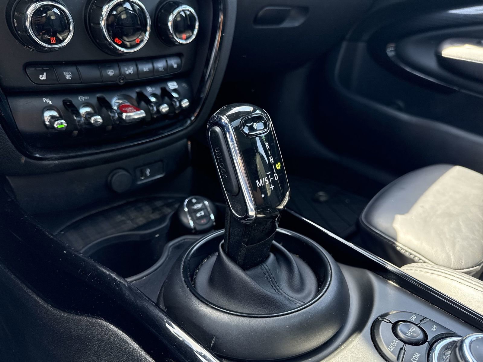 Used 2022 MINI Cooper Clubman S image 21