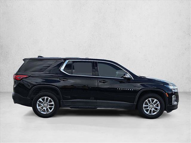 Used 2023 Chevrolet Traverse LS w/ Safety Package FWD image 4