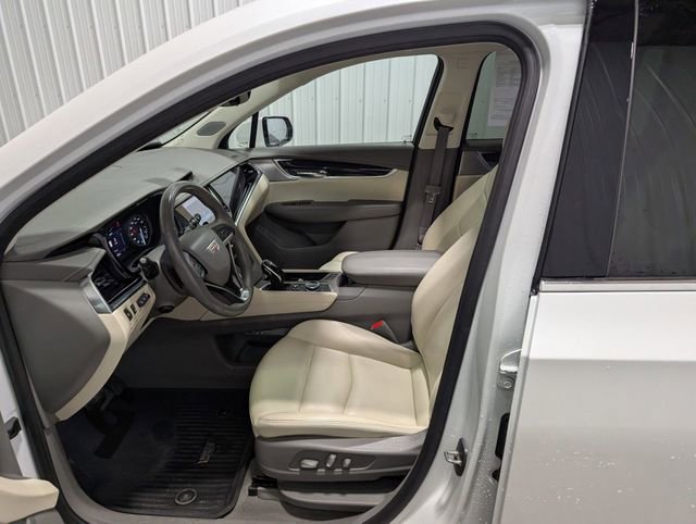 Used 2023 Cadillac XT6 Premium Luxury w/ Technology Package image 18