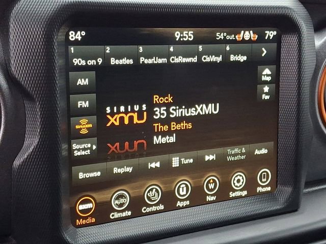 Used 2022 Jeep Gladiator Mojave w/ Cold Weather Group image 18