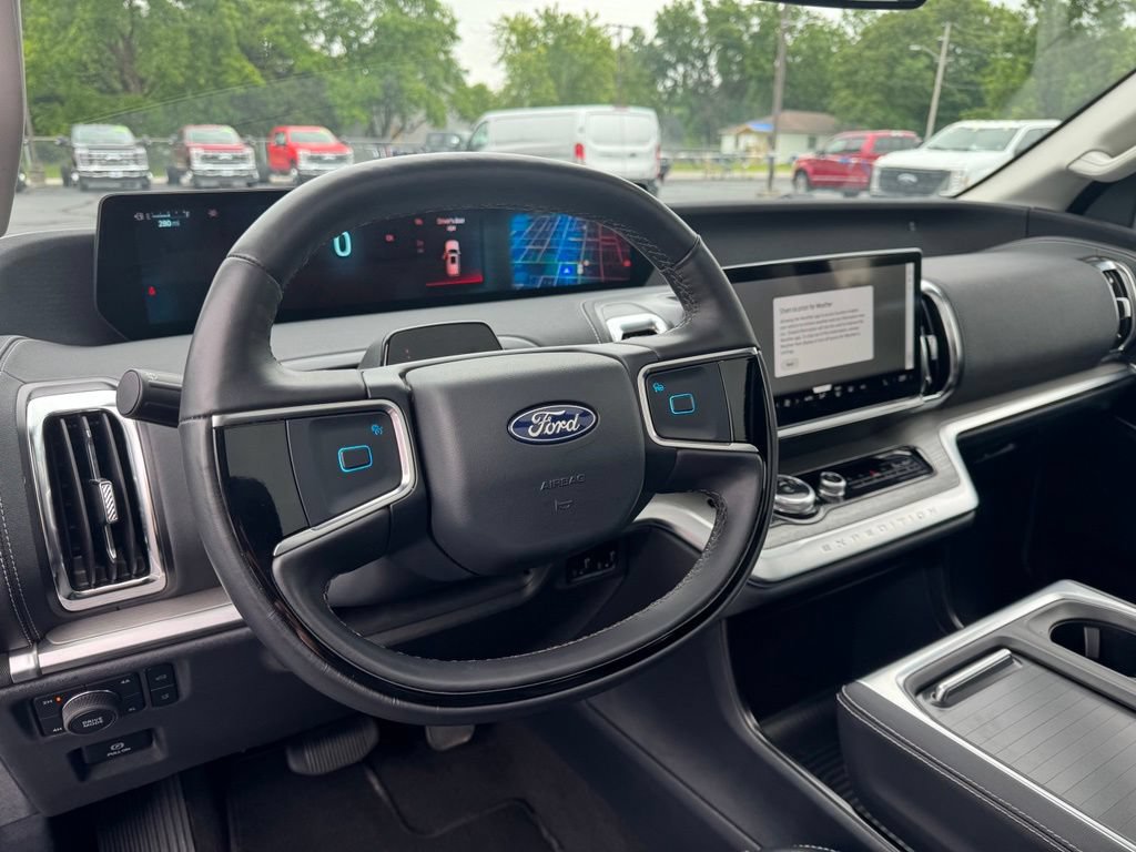 Certified 2025 Ford Expedition Max Platinum AWD/4WD image 7