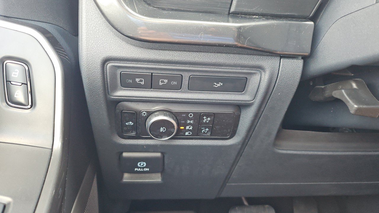 Used 2023 Ford F150 XLT w/ Equipment Group 302A High AWD/4WD image 17