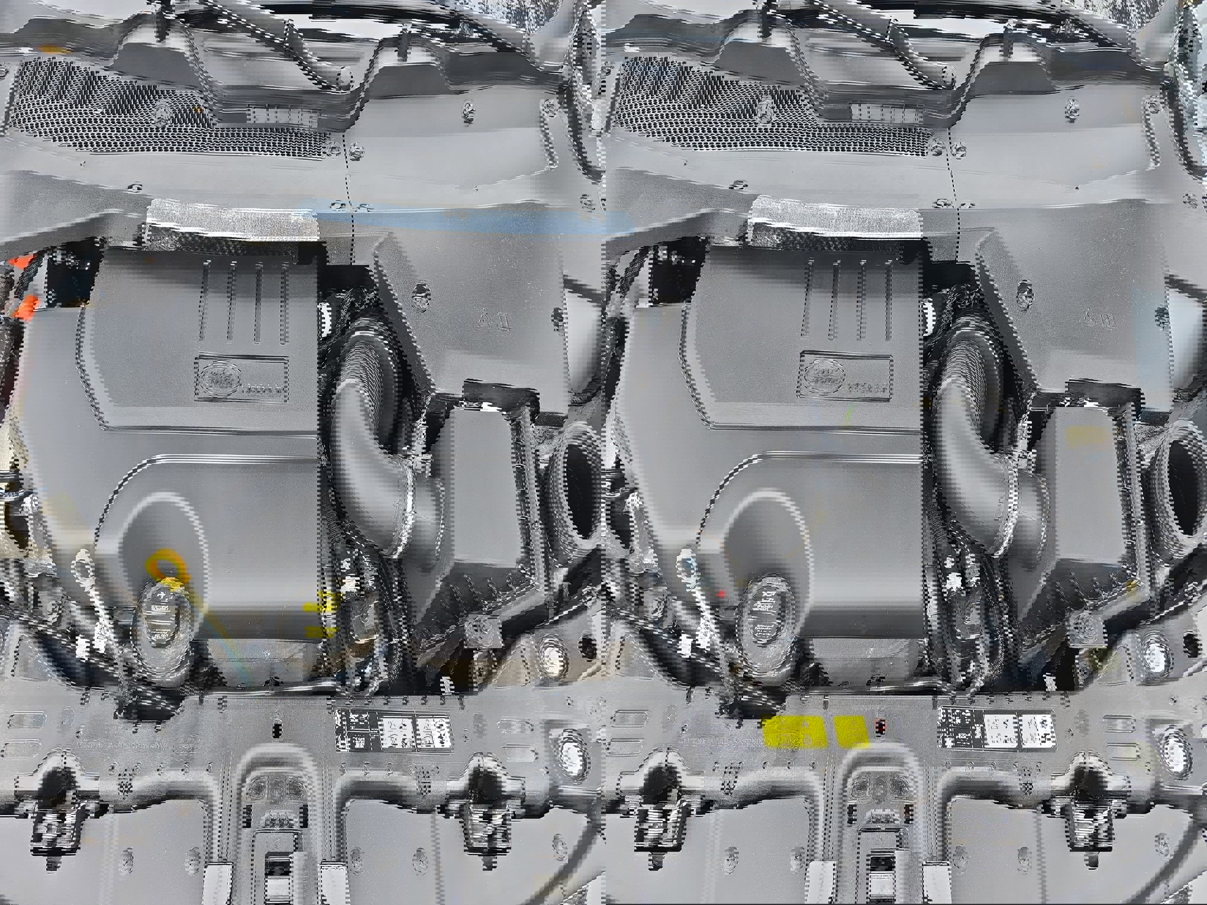 Used 2025 Land Rover Range Rover Evoque S image 31