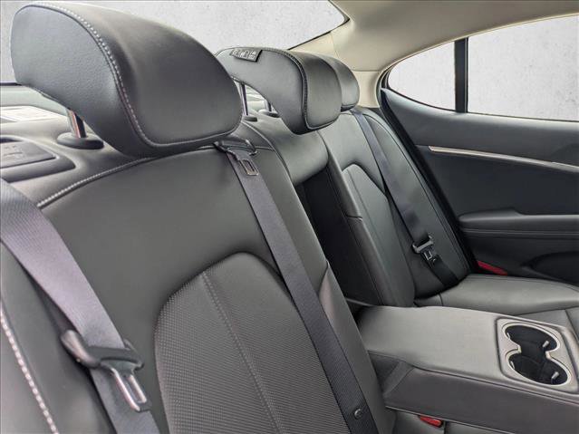Used 2025 Genesis G70 2.5T AWD/4WD image 18
