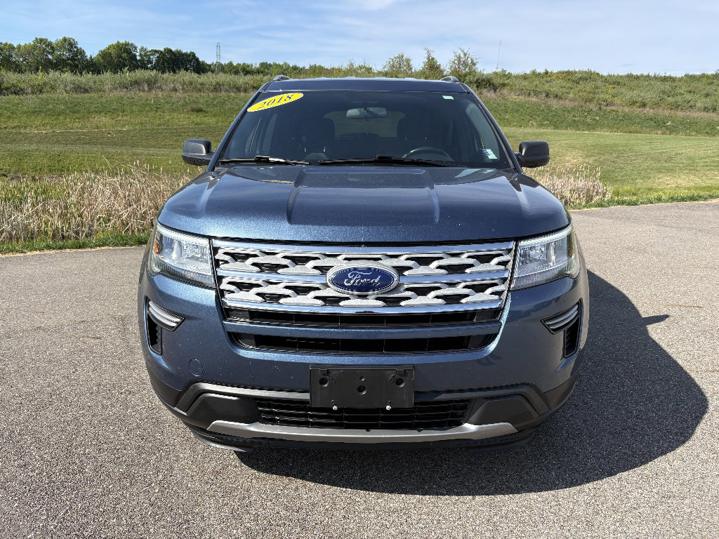 Used 2018 Ford Explorer XLT AWD/4WD image 8