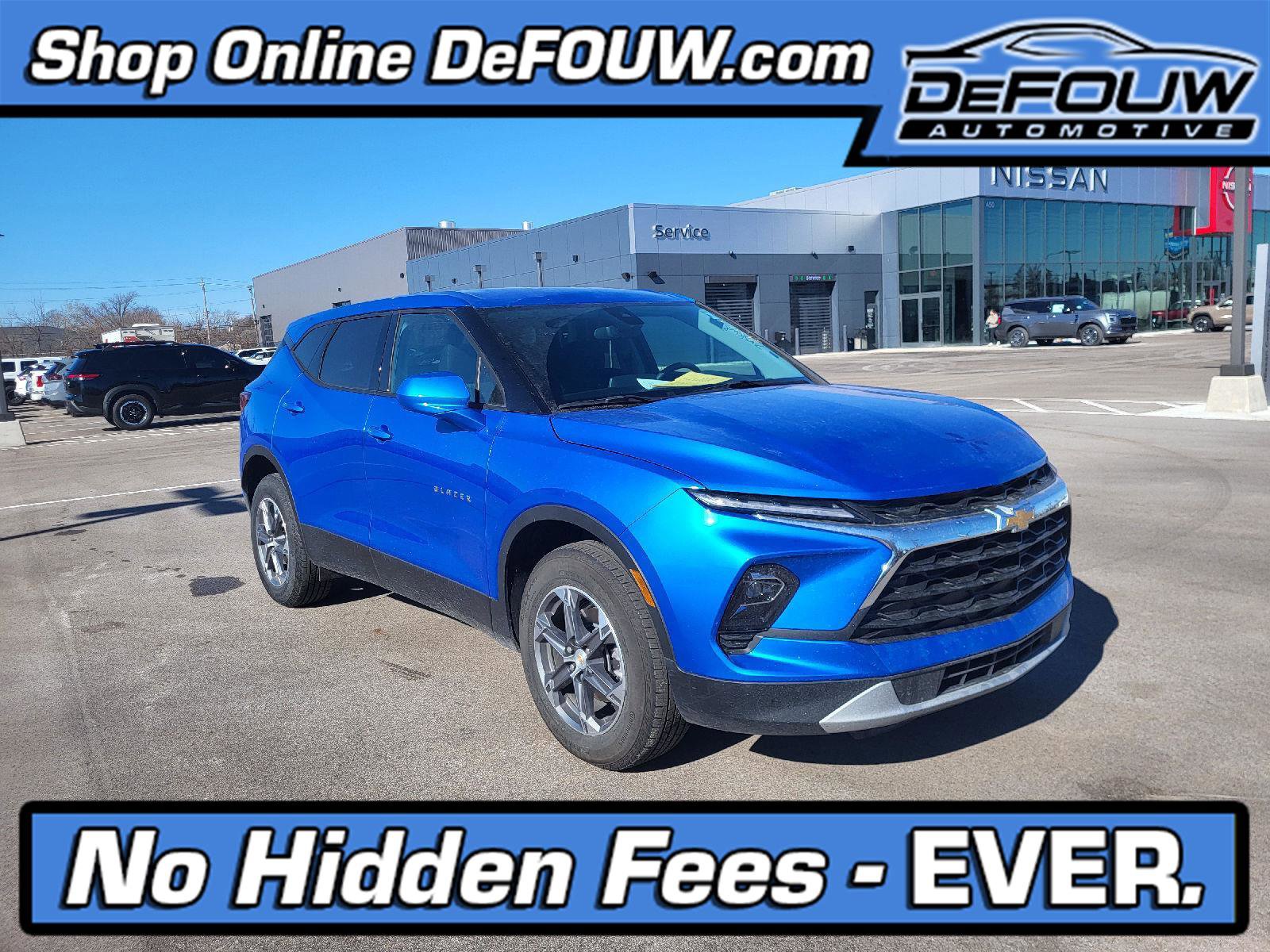 Used 2025 Chevrolet Blazer LT image 1
