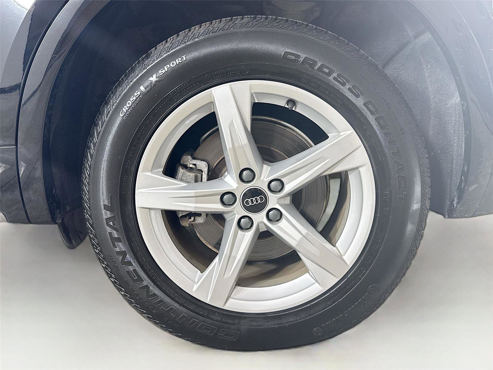 Used 2021 Audi Q5 Premium w/ Convenience Package image 29