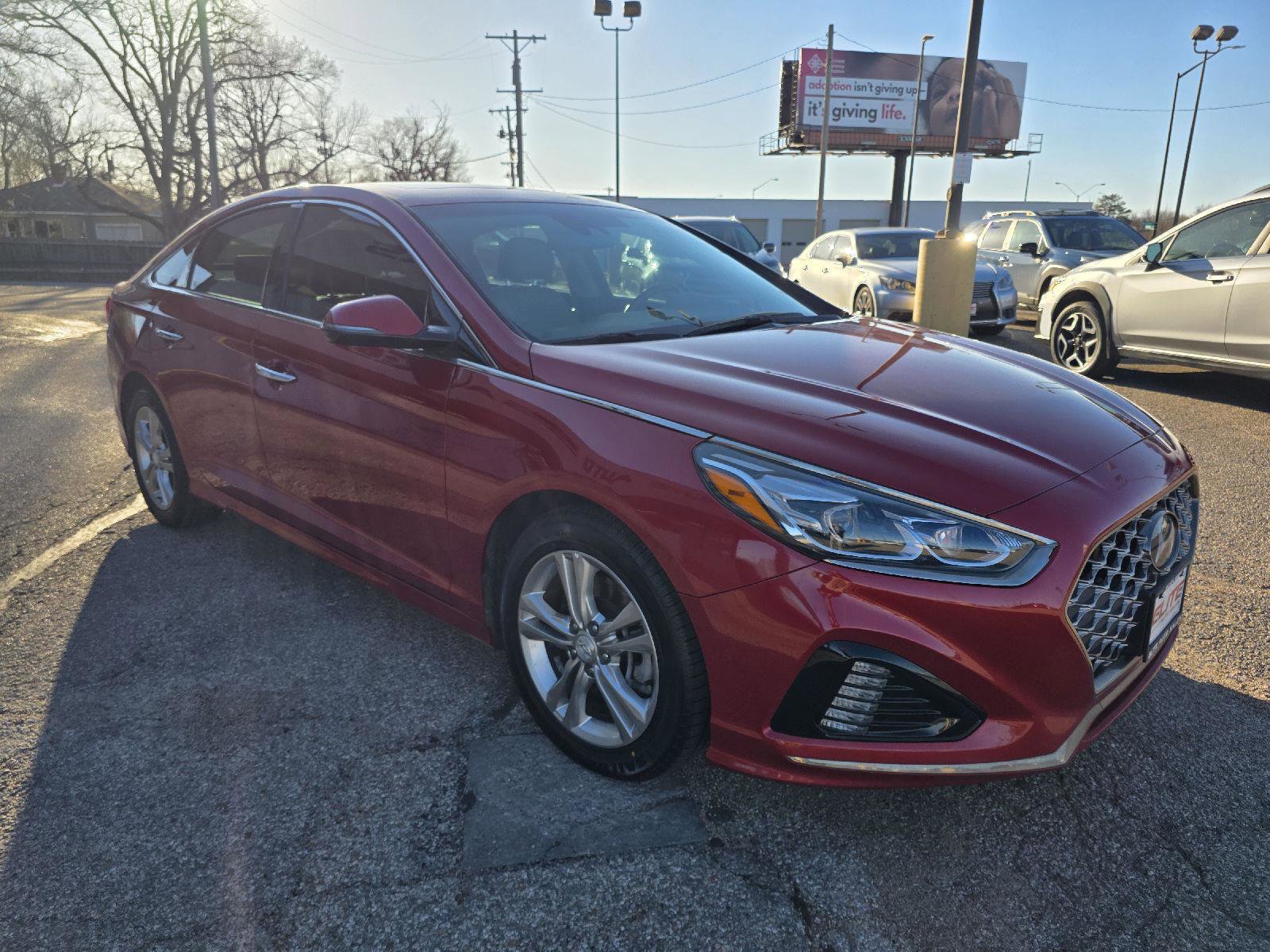 Used 2019 Hyundai Sonata Limited image 3