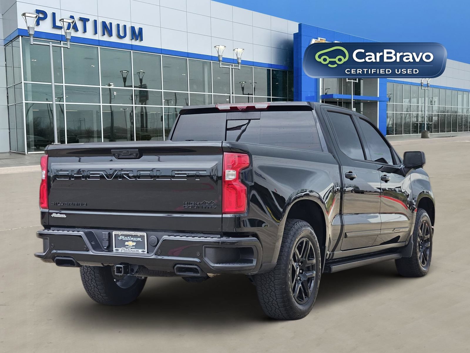 Certified 2025 Chevrolet Silverado 1500 High Country w/ Midnight Edition AWD/4WD image 5