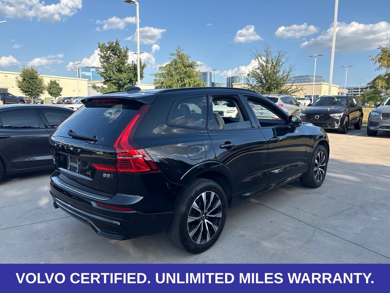 Certified 2024 Volvo XC60 B5 Plus w/ Protection Package Premier AWD/4WD image 5