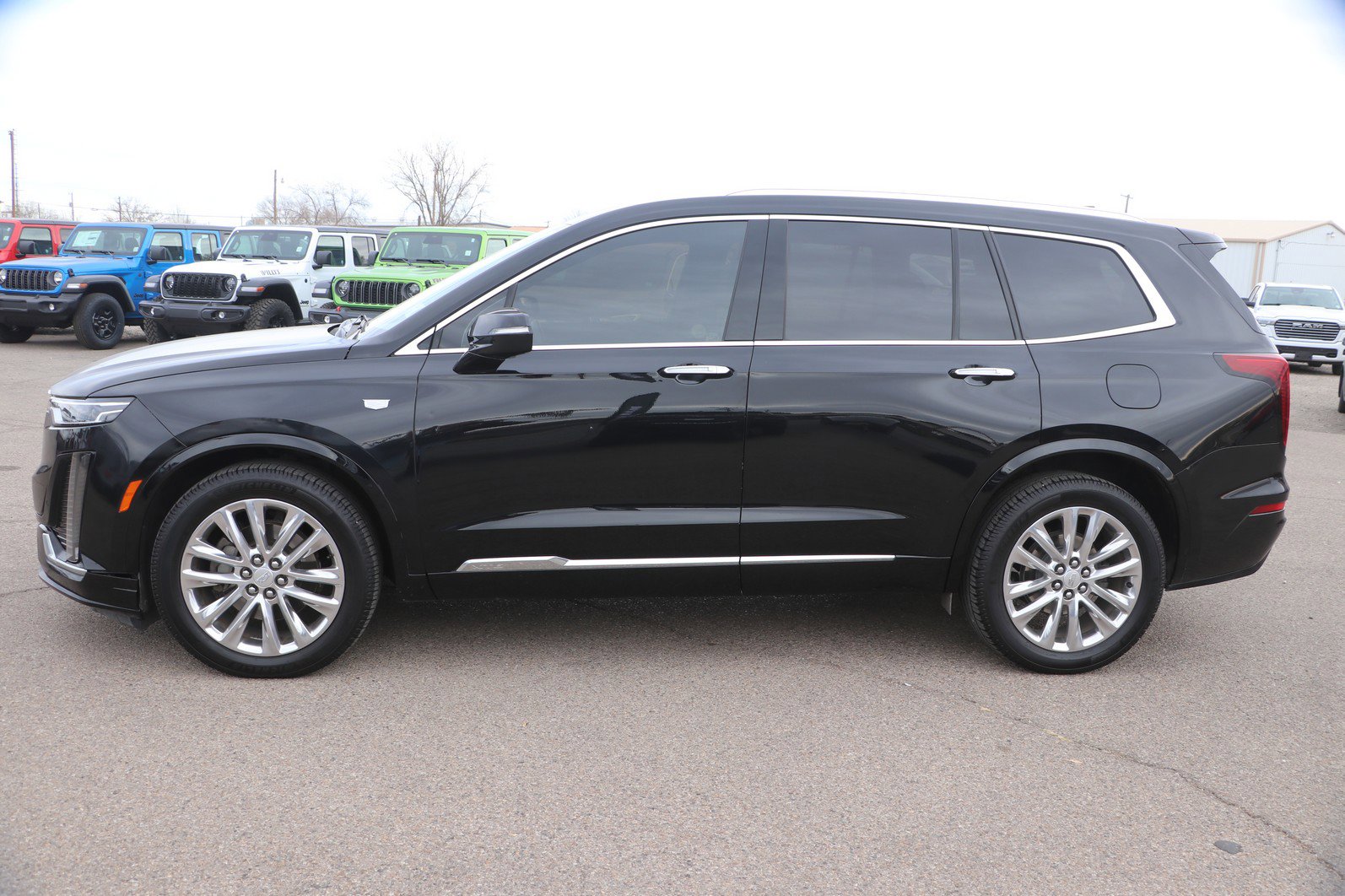 Used 2020 Cadillac XT6 Premium Luxury image 4