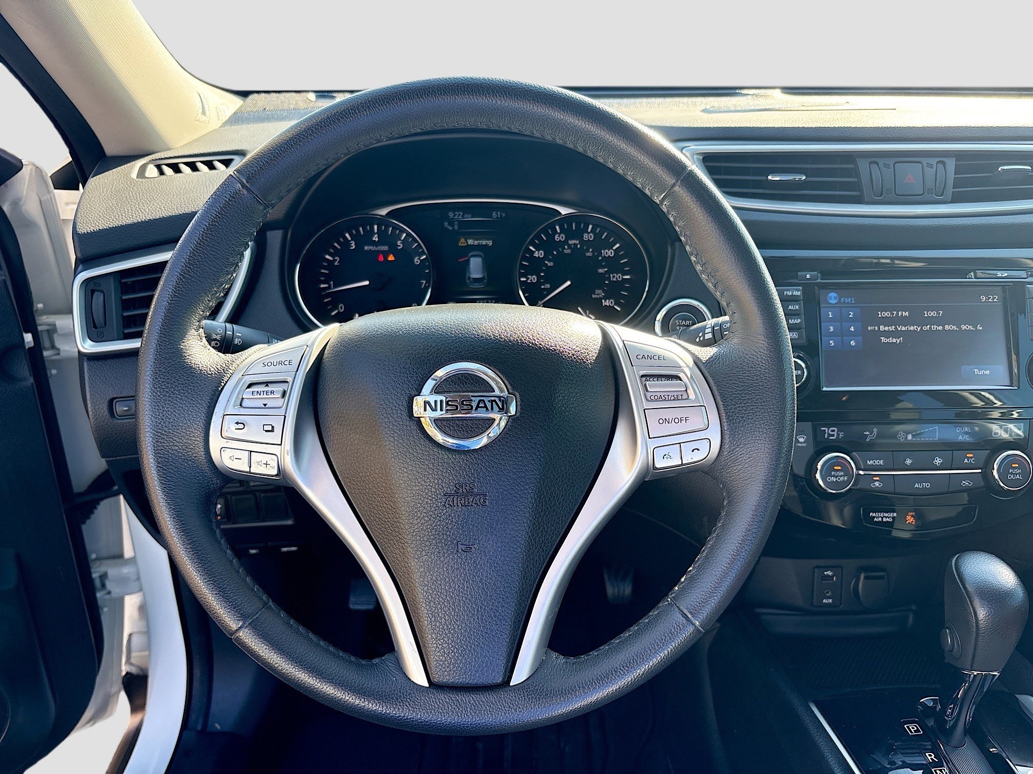 Used 2016 Nissan Rogue SL w/ SL Premium Package image 38