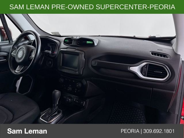 Used 2020 Jeep Renegade Latitude w/ Cold Weather Group image 27