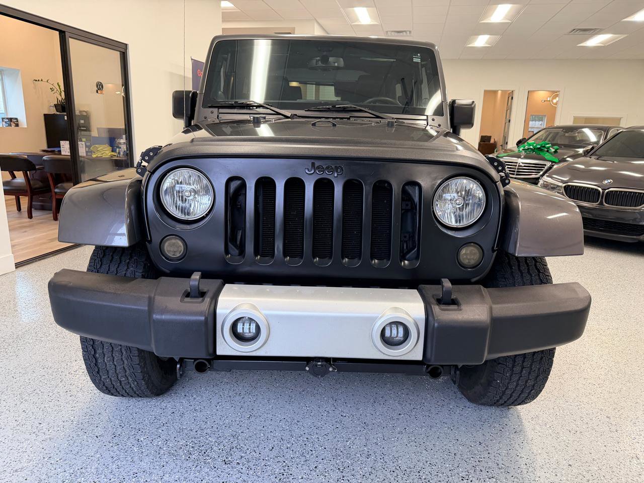 Used 2014 Jeep Wrangler Sahara w/ Connectivity Group AWD/4WD image 12