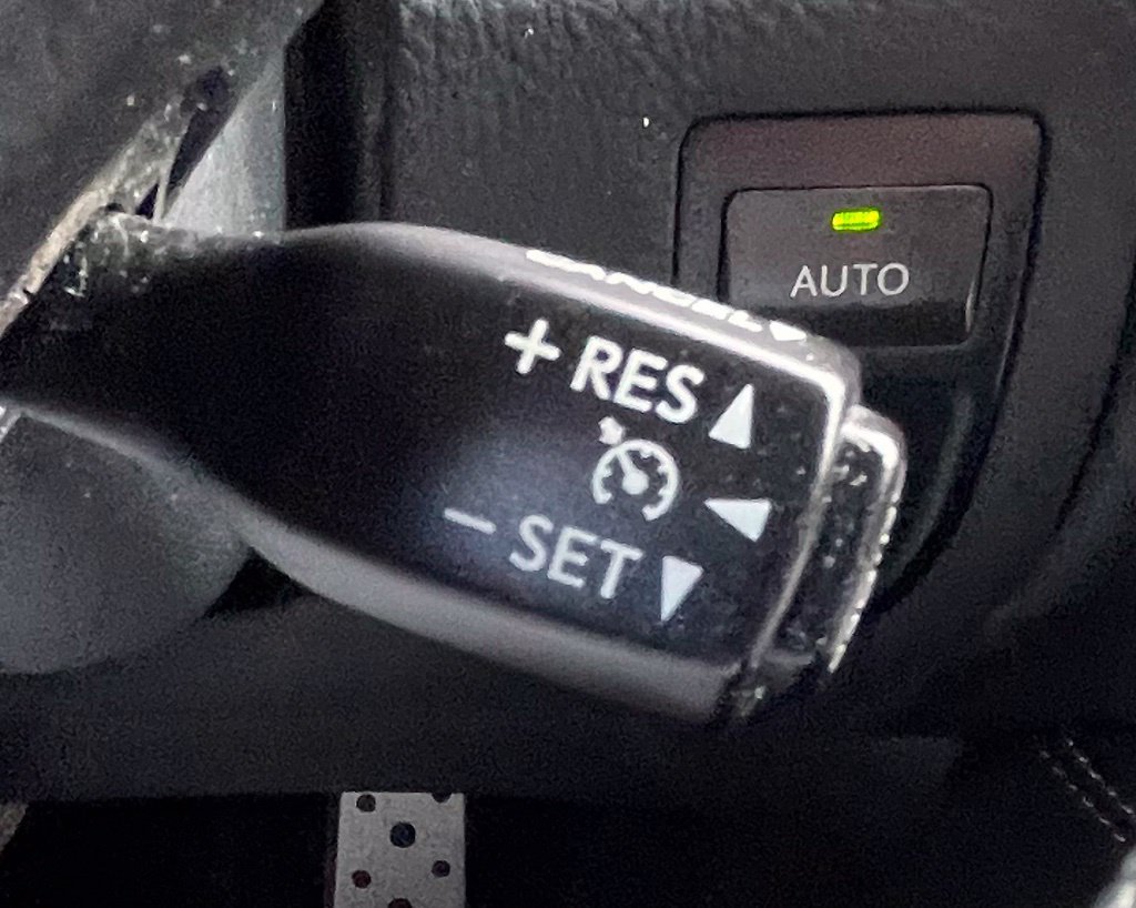 Used 2014 Lexus LS 460 w/ F Sport Package RWD image 21
