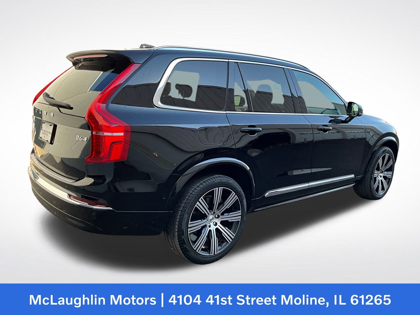 Certified 2023 Volvo XC90 B6 Ultimate w/ Protection Package Premier image 20