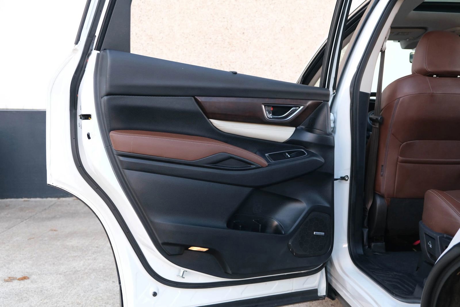 Used 2022 Subaru Ascent Touring image 24