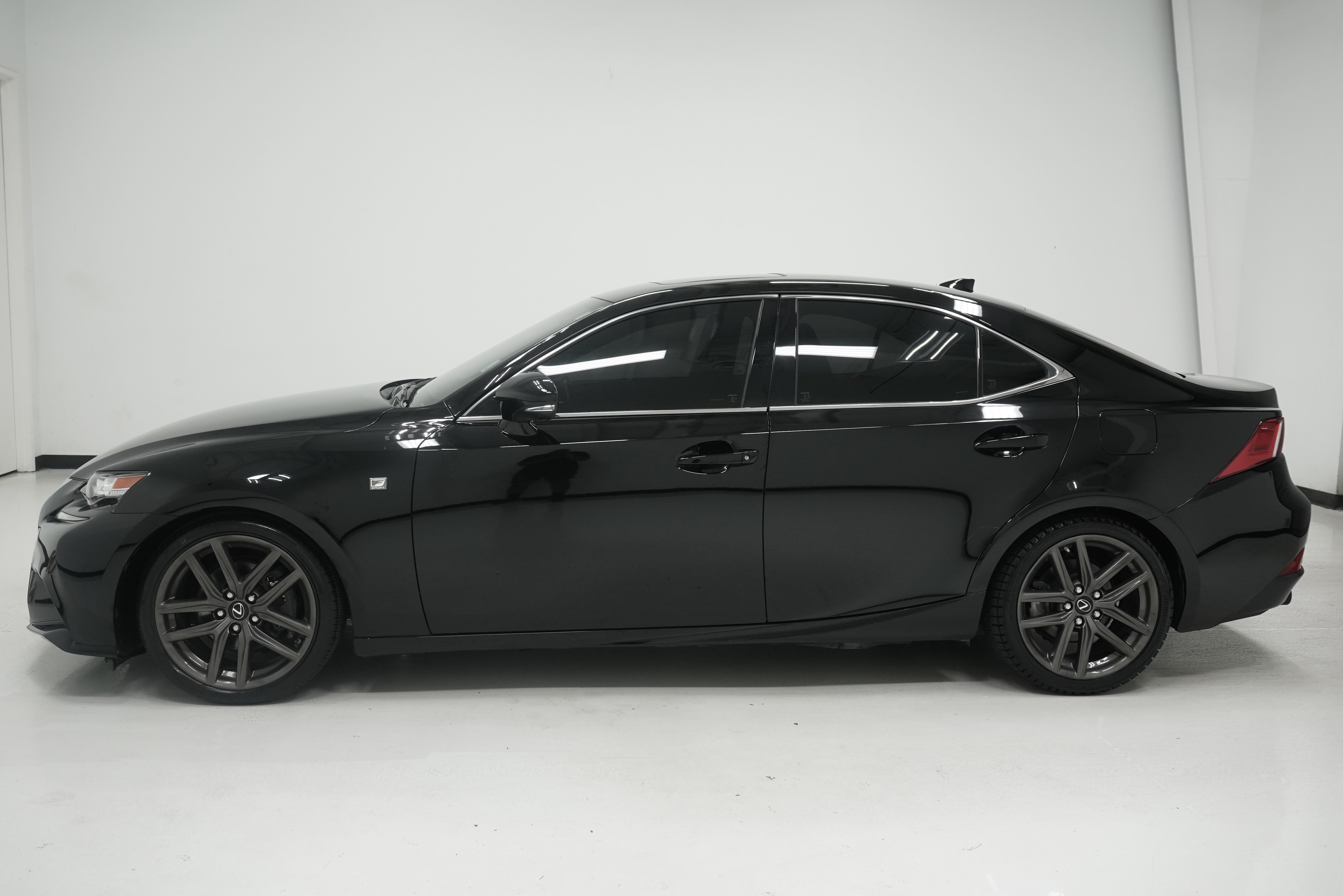 Used 2014 Lexus IS 250 w/ F-Sport Package RWD image 7