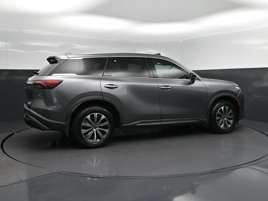 Used 2023 INFINITI QX60 Pure FWD image 8