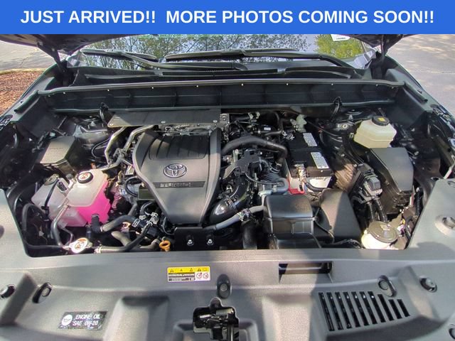 Used 2025 Toyota Highlander Limited FWD image 41