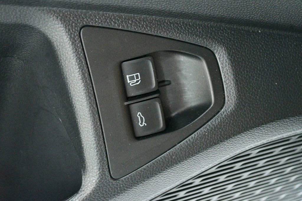 Used 2020 Volkswagen Jetta SEL Premium FWD image 69