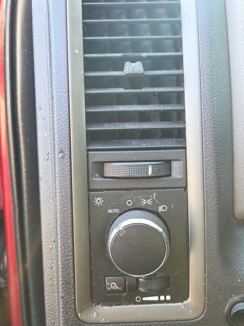 Used 2012 RAM 1500 ST w/ SXT Appearance Group image 25