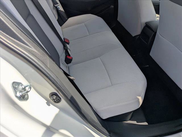 Used 2021 Toyota Corolla LE image 18