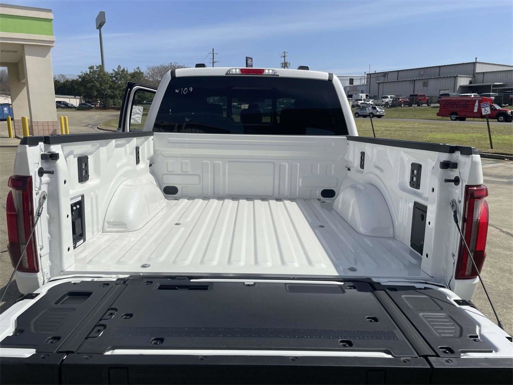 New 2025 Ford F150 Lariat w/ Equipment Group 502A High image 10