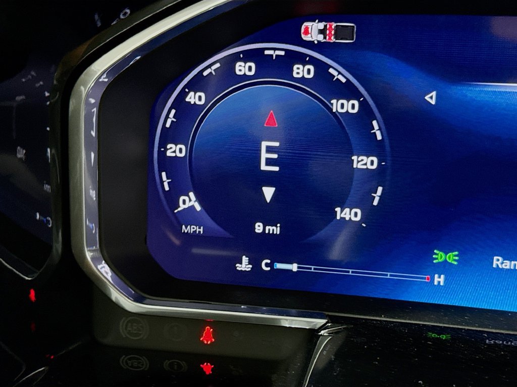 New 2026 Chevrolet Silverado 1500 LTZ w/ Technology Package AWD/4WD image 12