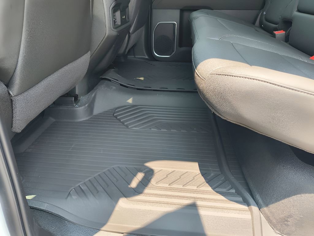 New 2025 Chevrolet Silverado 1500 RST w/ Convenience Package II image 28