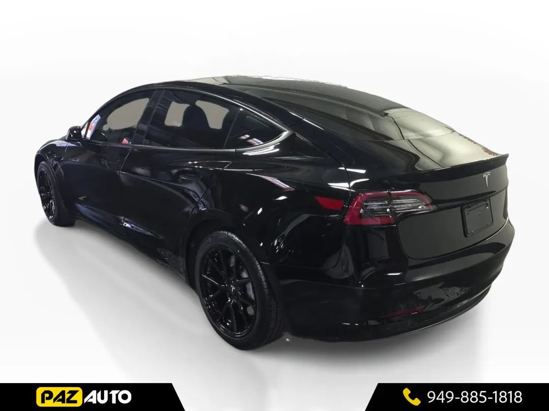 Used 2023 Tesla Model 3 Standard Range RWD image 3