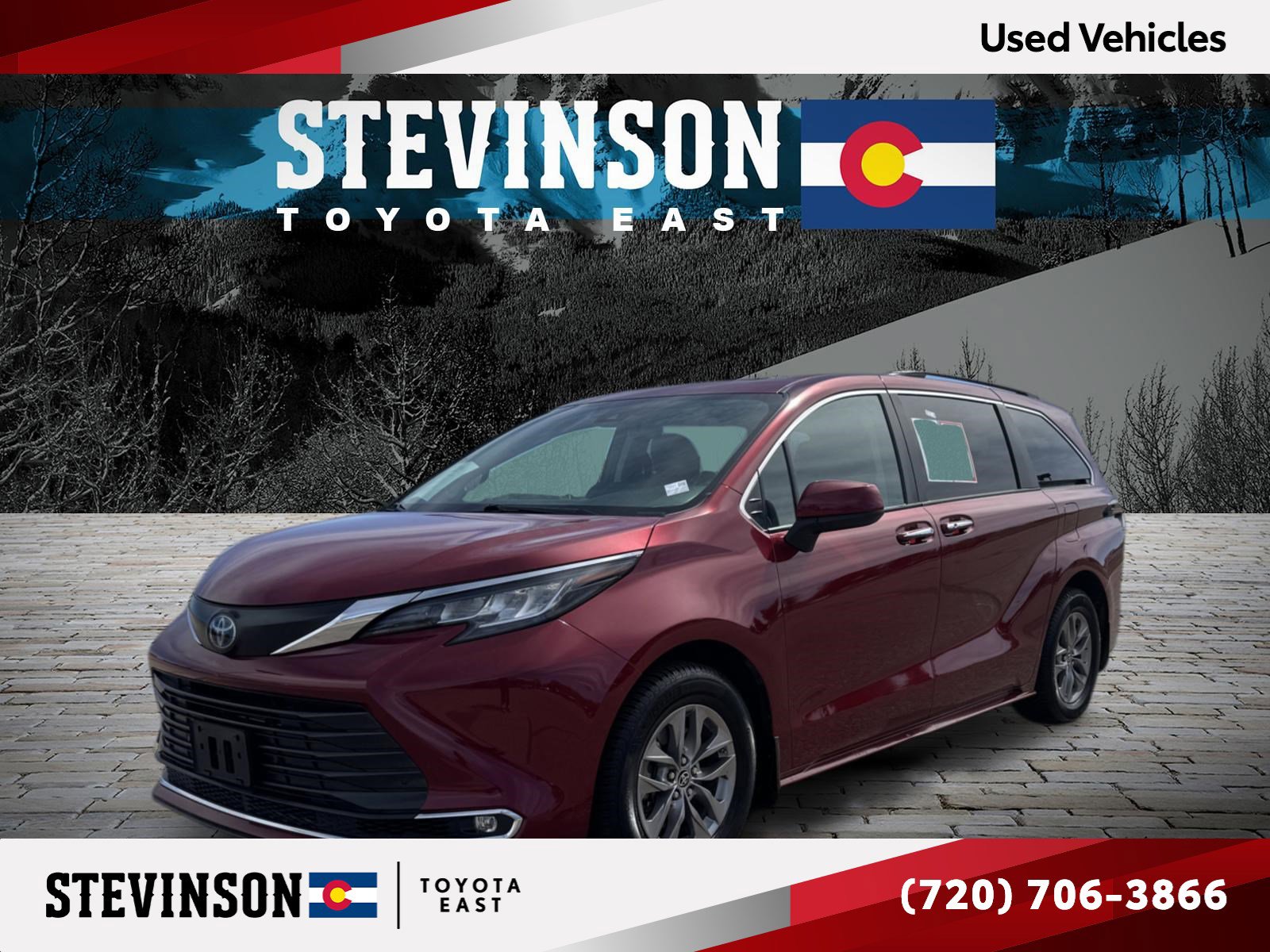 Used 2021 Toyota Sienna XLE w/ XLE Plus Package image 1