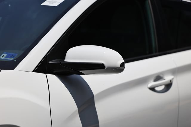 Used 2023 Hyundai Kona SE FWD image 11