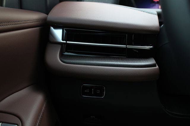 New 2026 Lincoln Navigator L Reserve AWD/4WD image 37