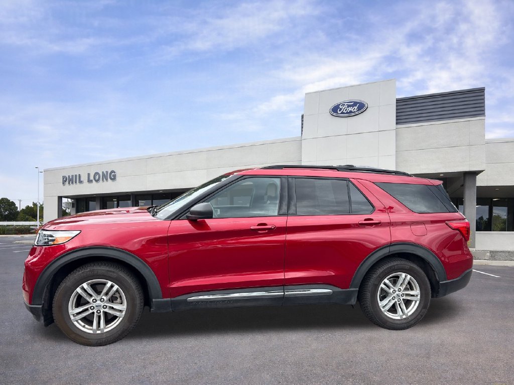 Certified 2020 Ford Explorer XLT RWD image 4