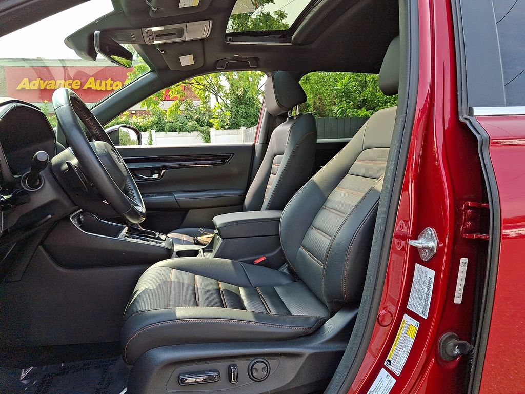 Used 2024 Honda CR-V Sport Touring image 14