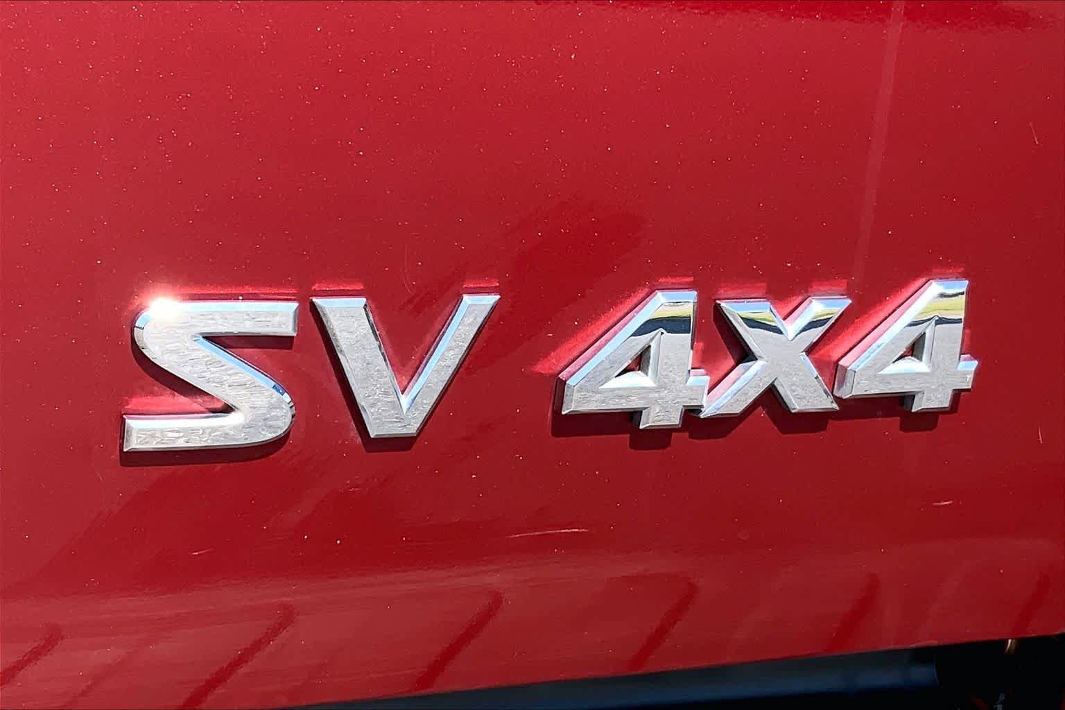 Used 2016 Nissan Frontier SV w/ SV Value Truck Package AWD/4WD image 10