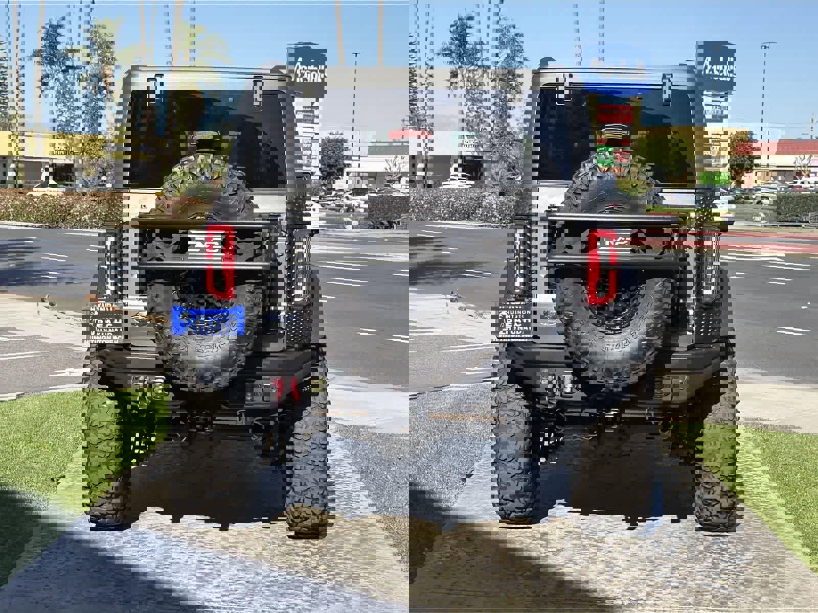 Used 2023 Ford Bronco Badlands image 5